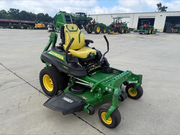Image of John Deere Z920M equipment image 1