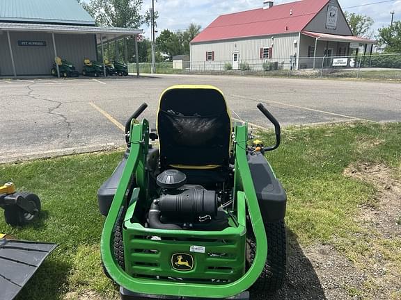Image of John Deere Z920M equipment image 3