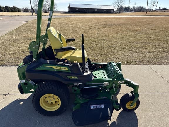 Image of John Deere Z920M equipment image 3