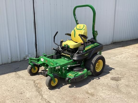 Image of John Deere Z920M equipment image 1