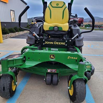 Image of John Deere Z920M equipment image 4