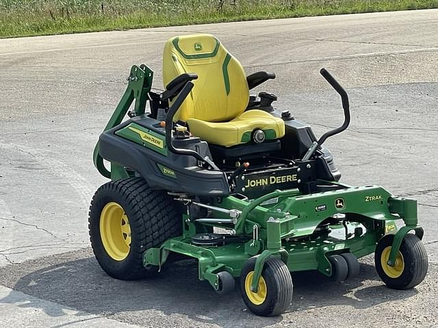 Image of John Deere Z920M equipment image 2