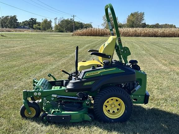 Image of John Deere Z920M equipment image 3