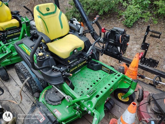 2023 John Deere Z920M Equipment Image0