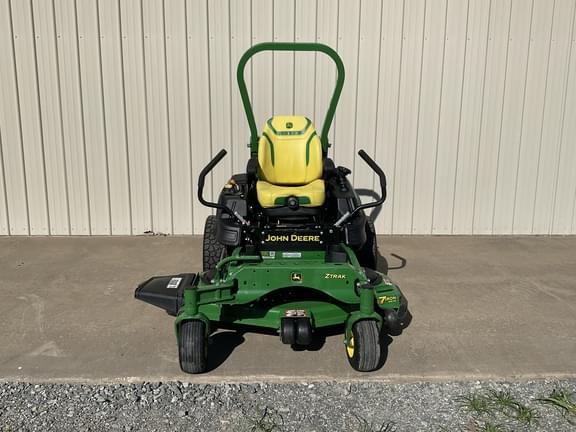 Image of John Deere Z920M equipment image 1