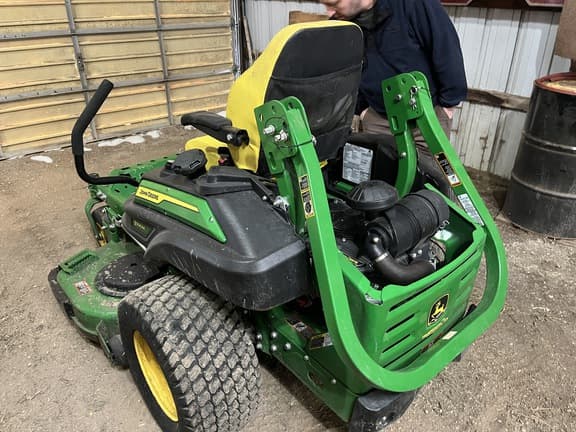 Image of John Deere Z920M equipment image 2