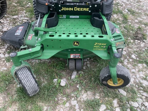 Image of John Deere Z920M equipment image 4