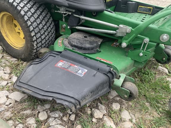 Image of John Deere Z920M equipment image 3