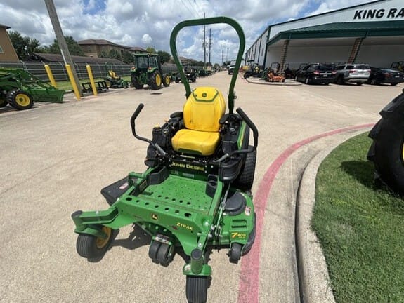 2023 John Deere Z920M Equipment Image0