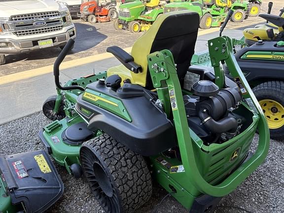 Image of John Deere Z930M equipment image 3