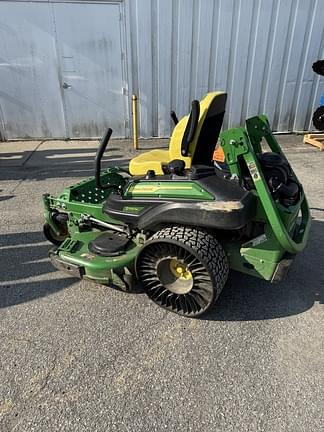 Image of John Deere Z930M equipment image 2