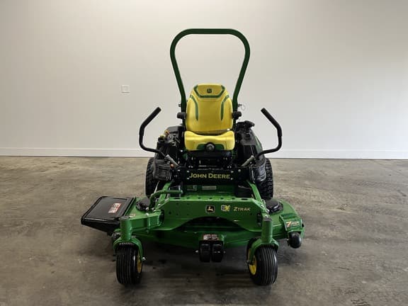 Image of John Deere Z930M equipment image 1