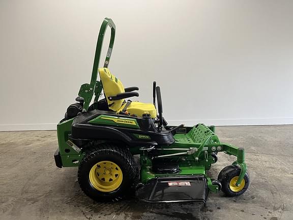 Image of John Deere Z930M equipment image 3