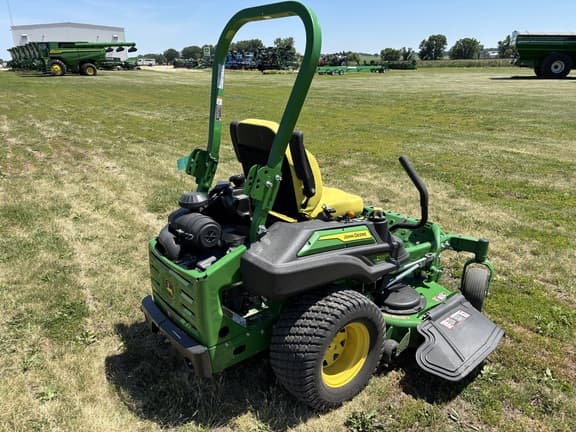 Image of John Deere Z930M equipment image 4
