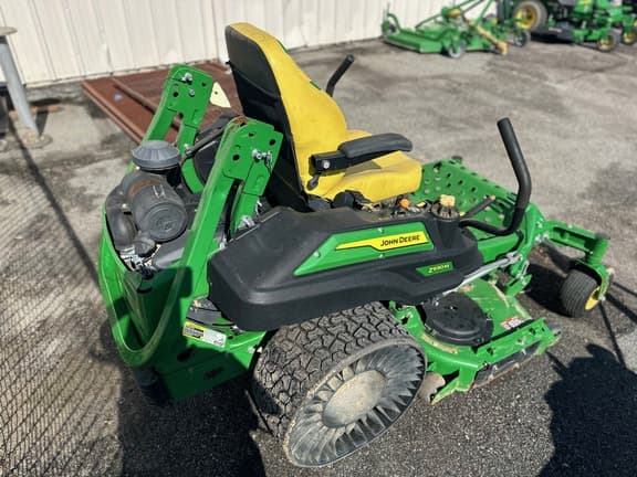 Image of John Deere Z930M equipment image 3