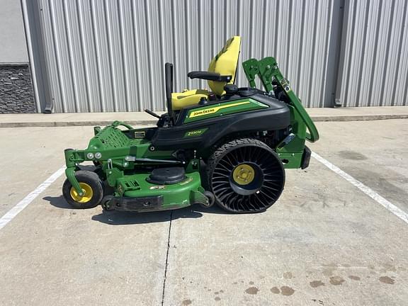 Image of John Deere Z930M Primary image