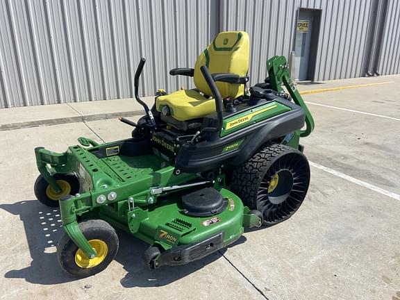 Image of John Deere Z930M equipment image 1