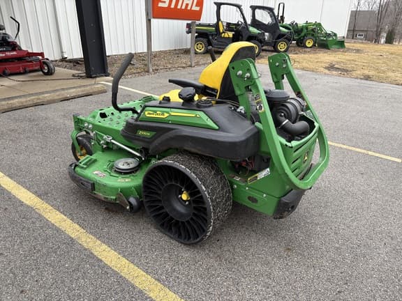 Image of John Deere Z930M equipment image 2