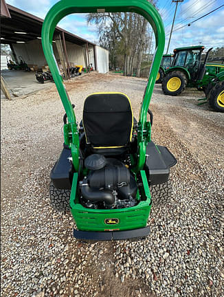 Image of John Deere Z930M equipment image 1