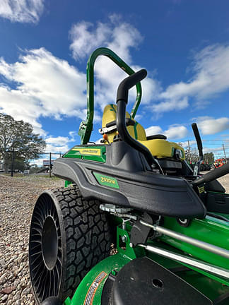 Image of John Deere Z930M equipment image 4