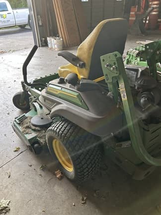 Image of John Deere Z930M equipment image 2