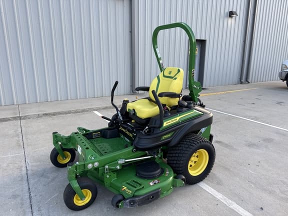 Image of John Deere Z930M equipment image 2