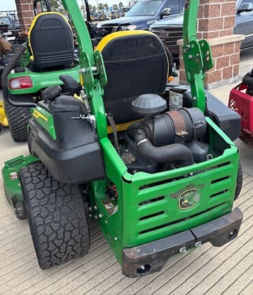 Image of John Deere Z930M equipment image 2