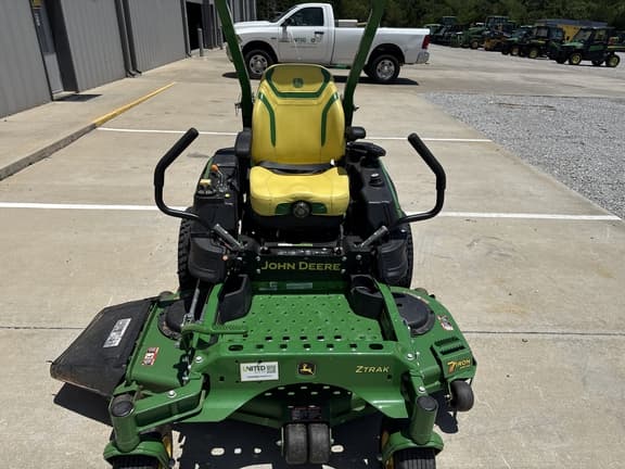 Image of John Deere Z930M equipment image 3