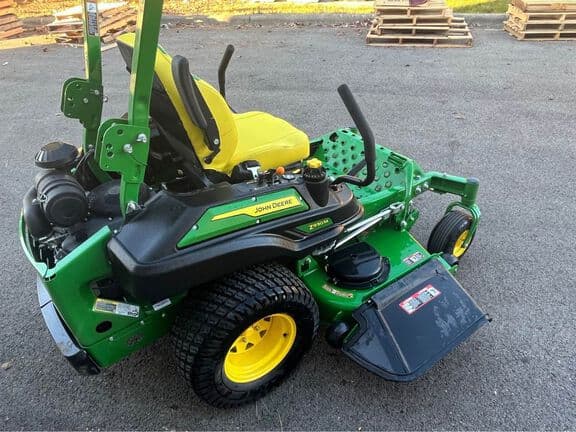 Image of John Deere Z930M equipment image 2