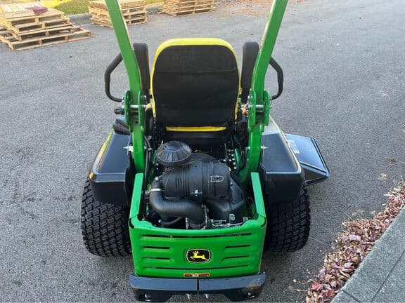 Image of John Deere Z930M equipment image 3