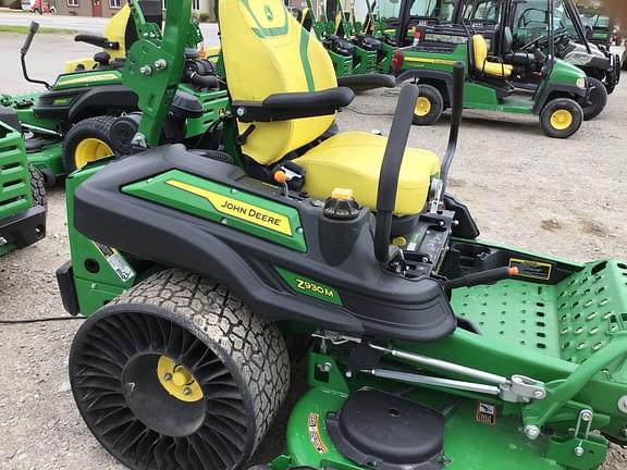 Image of John Deere Z930M equipment image 2
