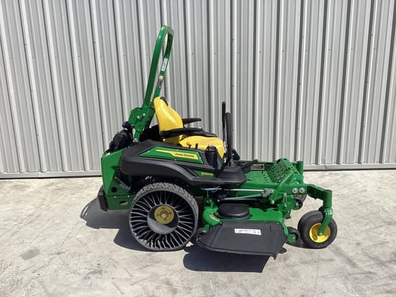 Image of John Deere Z930M equipment image 3