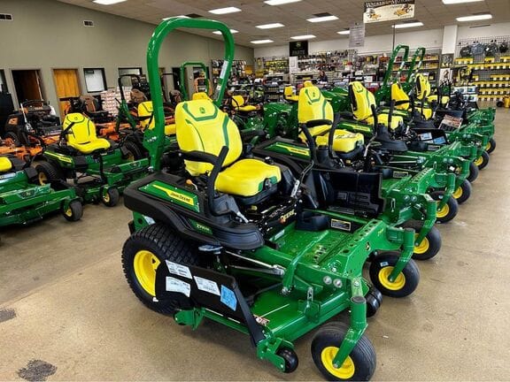 2025 John Deere Z930M Equipment Image0