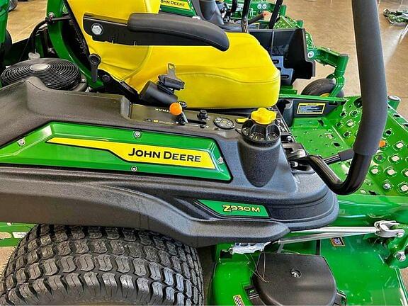 Image of John Deere Z930M equipment image 3