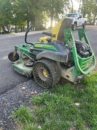 Image of John Deere Z930M equipment image 1