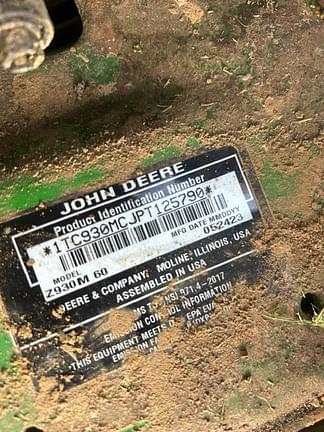 Image of John Deere Z930M equipment image 4