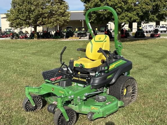 Image of John Deere Z930M equipment image 1