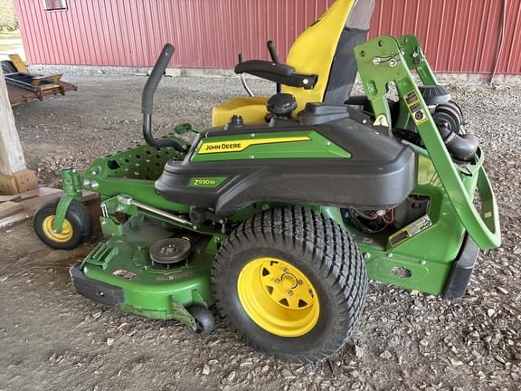 Image of John Deere Z930M equipment image 2