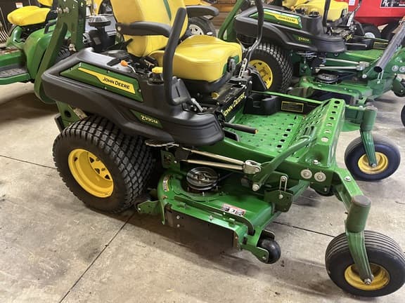 Image of John Deere Z930M equipment image 2