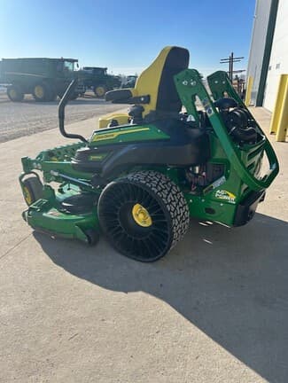 Image of John Deere Z930M equipment image 4
