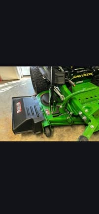 Image of John Deere Z930M equipment image 3
