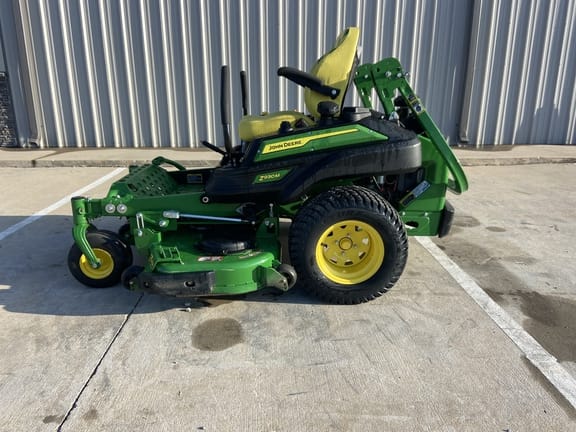Main image John Deere Z930M