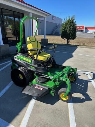 Image of John Deere Z930M equipment image 3