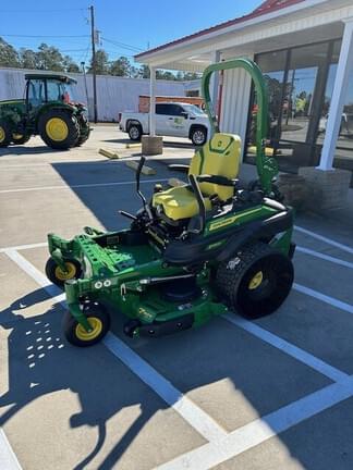 Image of John Deere Z930M equipment image 1
