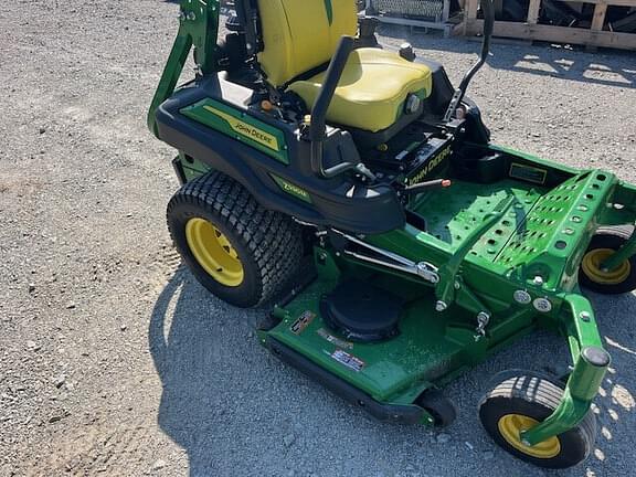 Image of John Deere Z930M equipment image 3