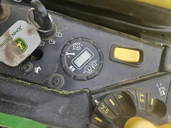 Image of John Deere Z930M equipment image 3