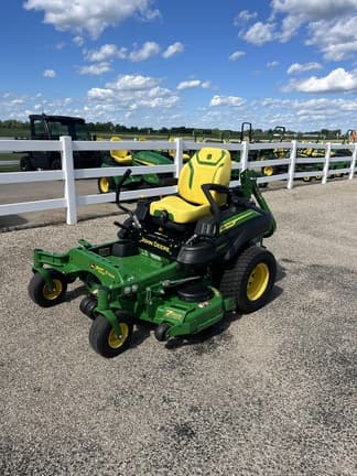 Image of John Deere Z930M equipment image 1