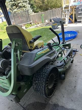 Image of John Deere Z930M equipment image 4