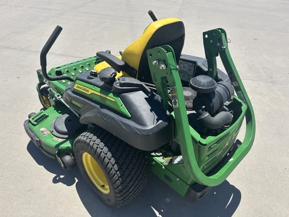 Image of John Deere Z930M equipment image 4