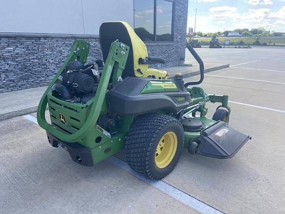 Image of John Deere Z930M equipment image 4